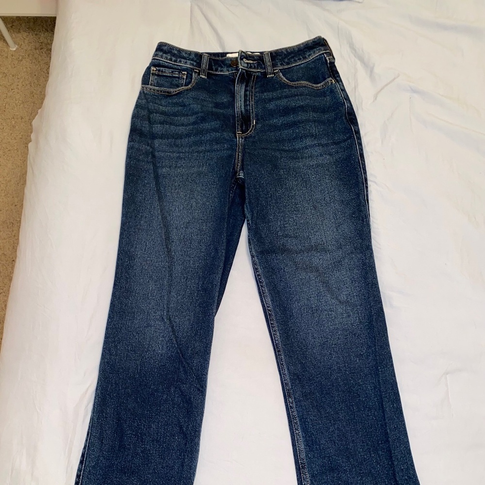 Hollister Ultra High Rise 90s Straight Jeans NWT